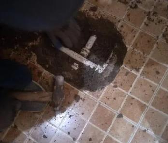 江口卫生间漏水维修公司为您分享下卫生间渗水如何处理及注意事项