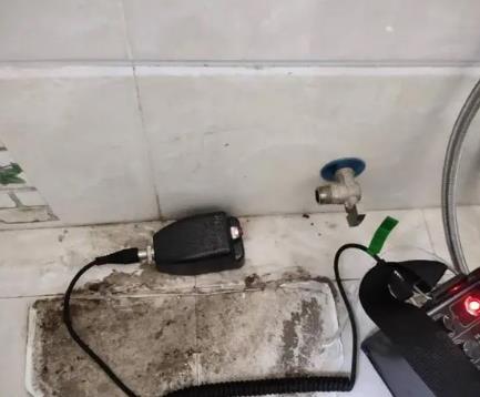 江口屋顶漏水维修公司分享下卫生间漏水的危害及解决方法